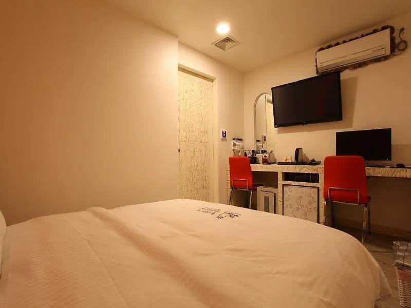 Riviera Motel Goyang
