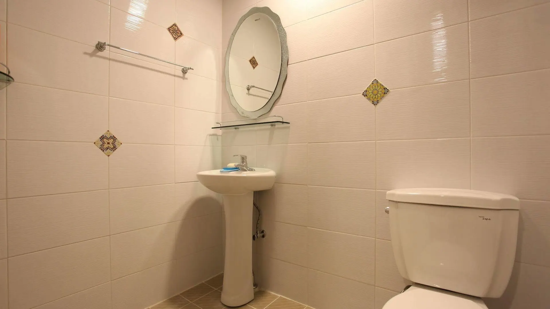 Riviera Motel Goyang