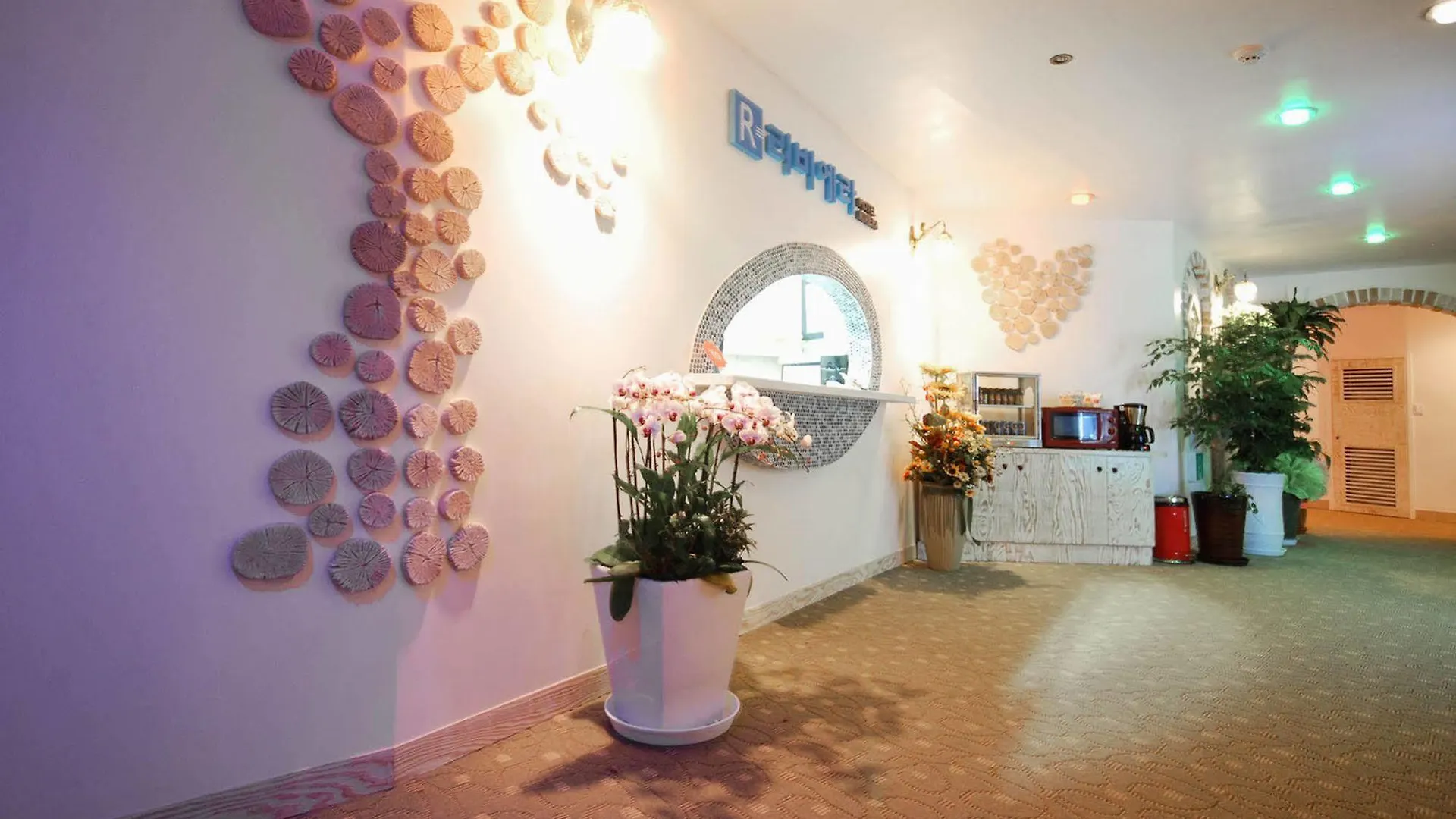 Riviera Motel Goyang